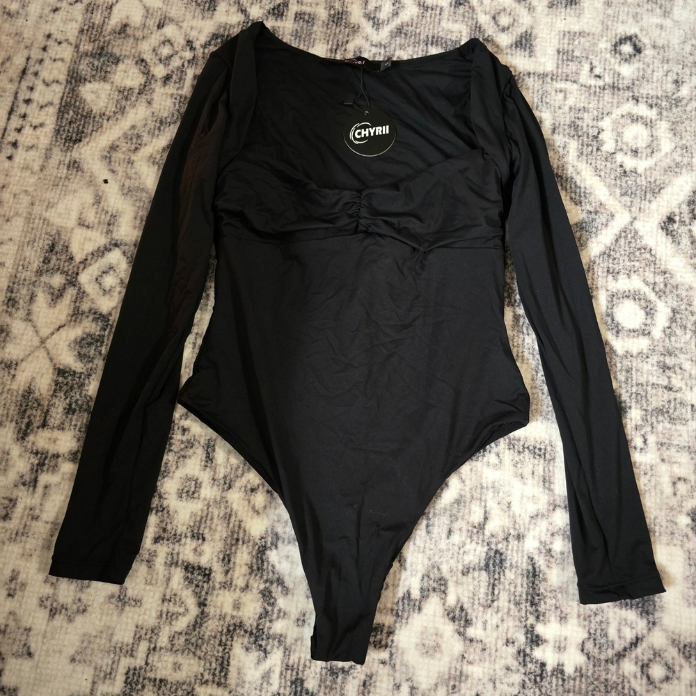 NWT Chyrii Black Long Sleeve Ruched Square Neck Bodysuit Size L